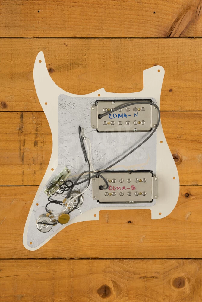 Fender Accessories | Custom ML CuNiFe Wide-Range Humbucker - Pre-Wired Stratocaster Pickguard
