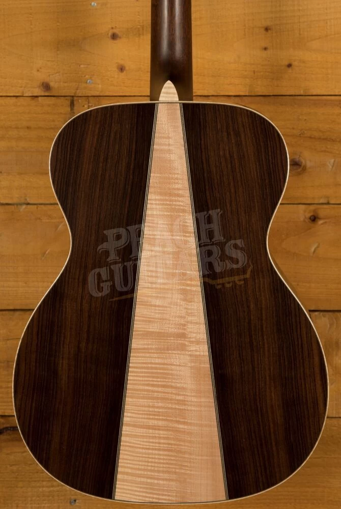 Martin Custom Shop | OM-14 VTS Pacific Big Leaf Maple