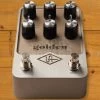 Universal Audio UAFX Guitar Pedals | Golden Reverberator