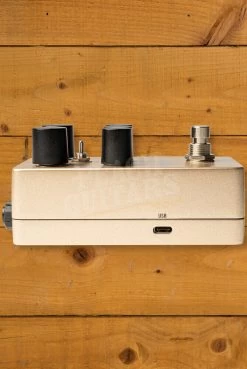 Universal Audio UAFX Guitar Pedals | Heavenly Plate Reverb